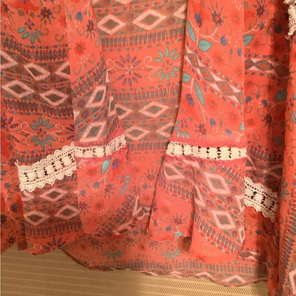 BOHO~HIPPIE VIBE~TOPPER/ DUSTER~W-CROCHET DETAIL~ SMALL - Picture 3 of 6